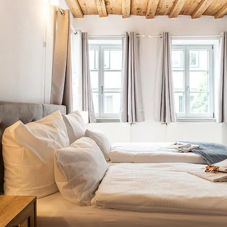 Holiday&stay Big Blue Beamer 10 Personen Blaubeuren